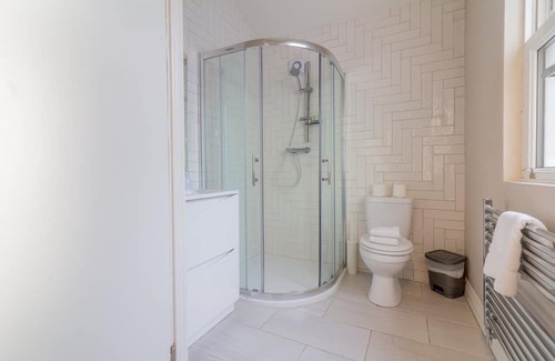 Dundrum Apartamento | GuestReady - Serene Rosy in Churchtown