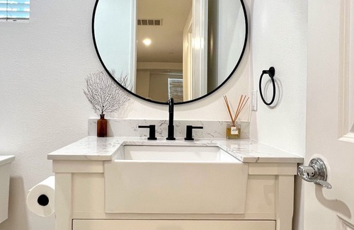 Channel Islands Casa | Drive-on Island California home