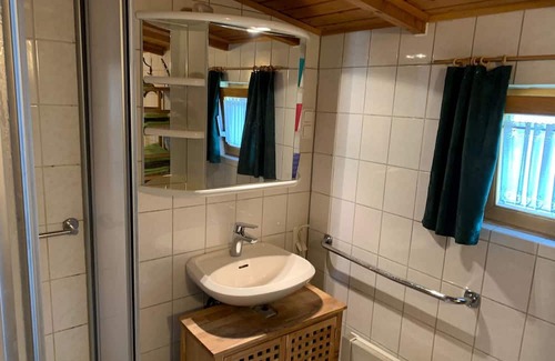 Damscheid Casa | Apartment 'Vogelnest Nähe Oberwesel' with Private Terrace, Garden and Wi-Fi