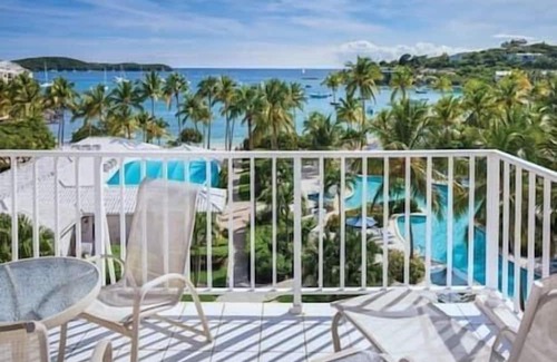 Red Hook Complejo | 2 Wyndham Margaritaville Beachfront Resort and Club!