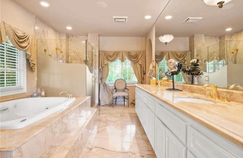 Orange Casa | @ Marbella Lane - Hidden Gem in Orange County