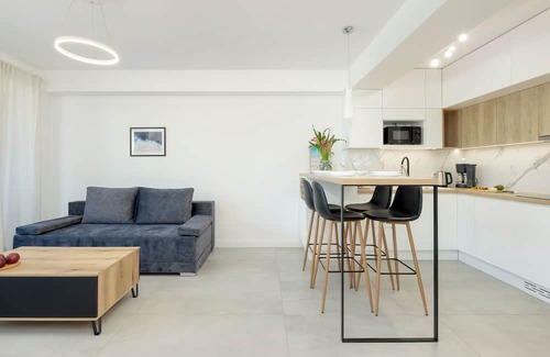 Darlowko Apartamento | Elegant Apartment in Darlowo by Renters