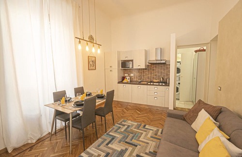 Maddalena Apartamento | Gold - Elegant and comfortable three-room apartment