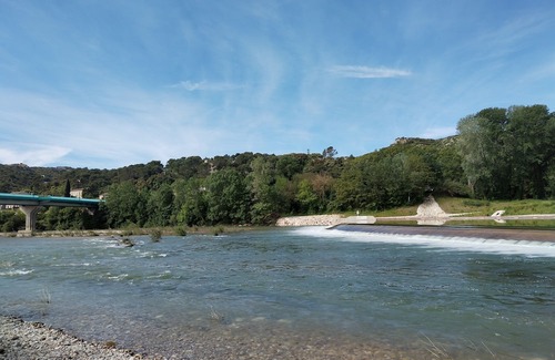 Remoulins Casa | Maison de Village à Deux pas de la Rivière