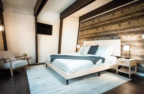 Massanutten Chalet De Esquí | 6BR Modern Massanutten Chalet with Hot Tub, Sauna