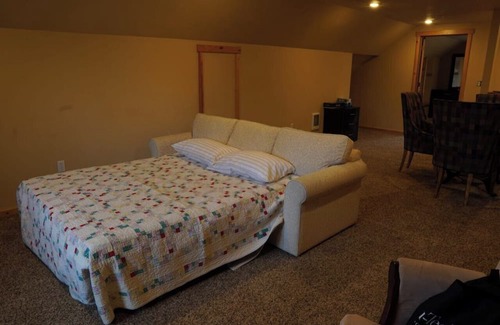 Loon Lake Cabaña | Private Cottage in the woods, between Loon and Deer Lake, overlooking the meadow