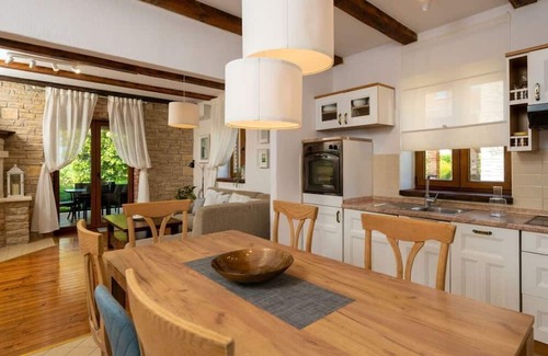 Cabrunici Villa | Villa Wish Comfortable holiday residence
