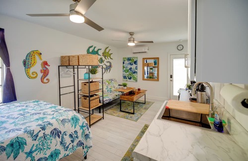 North Fort Myers Apartamento | Tropical North Fort Myers Studio w/ Pool Access!