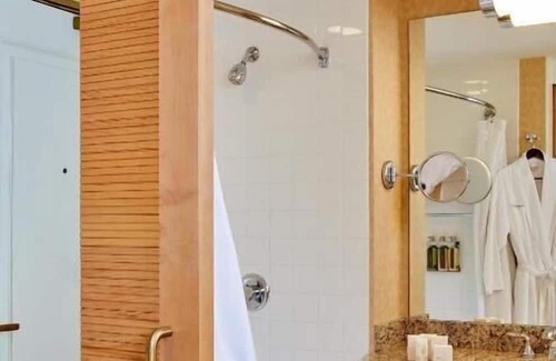 Chinatown Apartamento | King Room Near Dragon Gate Chinatown SAN