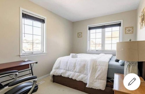 Ottawa Division Casa | Mannys place