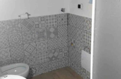 Itri Apartamento | Studio Apartment 'Suite Dei Briganti Innamorati' with Wi-Fi and Air Conditioning