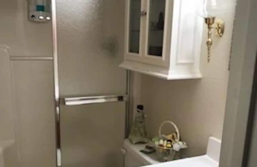 Cascade Apartamento | cozy, quiet with Mountain View’s . Super friendly hosts.