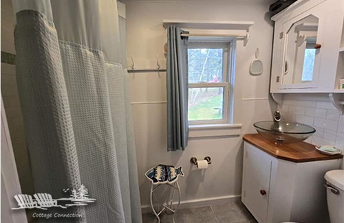 Boothbay Casa | NEW Hummingbird Cottage