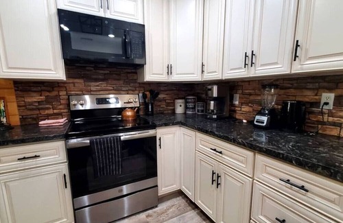 Rancho San Diego Casa | 275A) Relaxation Oasis- pool- basketball court!