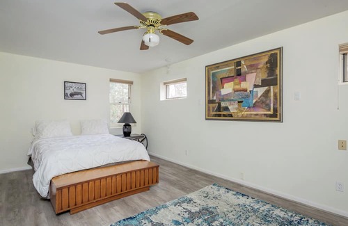 Springs Cabaña | East Hampton Harbor Cottage