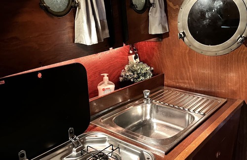 Nieuw-West Alquiler De Eote | Authentic Charm: Aboard 'sunny'