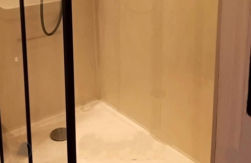 Chateau-Thierry Apartamento | Homerez - Beautiful studio for 2 ppl. at Château-Thierry