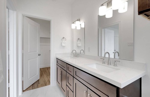 Astrodome Casa | Centrally Located Tx Medical Center - Walk To Nrg! 2 Bedroom Townhouse by RedAwning