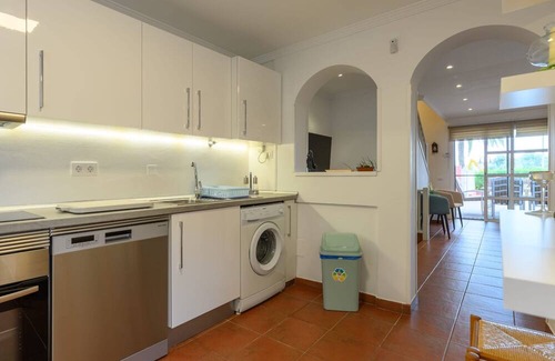 Pasito Blanco Casa | Vacation Home "Villa Puerto Marina 18" with Sea View, Shared Pool & Wi-Fi