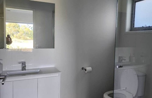 Warrnambool Apartamento | COSY ROOM WITH STORE