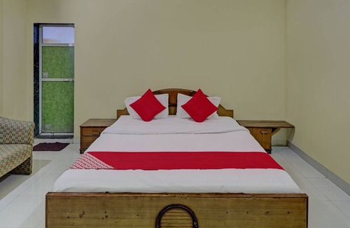 Vasai Hotel | OYO Flagship Green Hills Resort