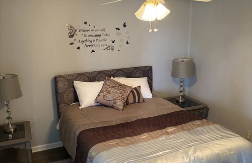 Lithonia Cabaña | Cozy cottage , country setting but 15 minutes from resturants and mall