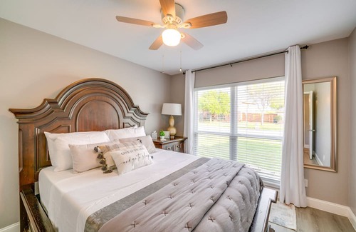 Northeast Carrollton Casa | Cozy Carrollton Cottage w/ Fire Pit & Gas Grill!