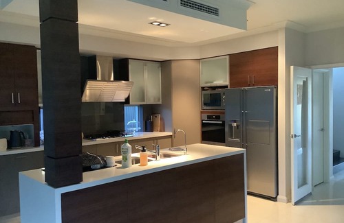 North Lake Casa | “Peaceful stay with newish cycling paths”.