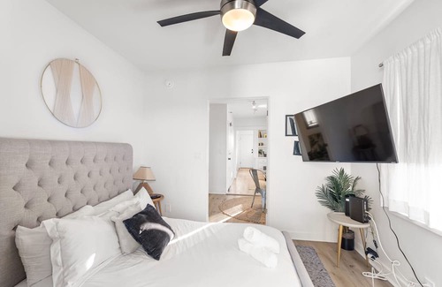 Marina del Rey Apartamento | Beachside Bliss: Venice Suite with Ocean Serenity