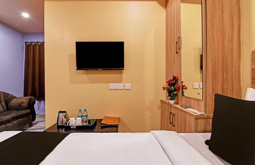 Hooghly Hotel | Collection O Hotel Mahal