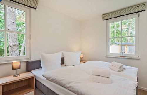 Zirchow Casa | Ferienhaus Seeadler - Modernes Ferienhaus in Ruhiger Lage mit Parkplatz, Sauna und Wlan für bis zu 6