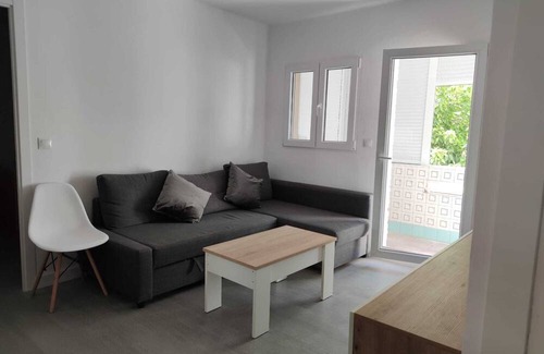 Huerta de Santa Teresa Apartamento | La Zambra. Tranquilidad. Ubicacion con Todos los Servicios al Alcance