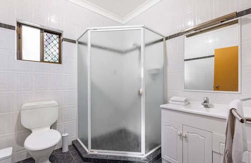 Robertson Casa | 1 Bedroom Comfy Unit Sleep 3 close to mall and bus