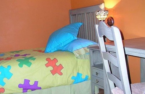 Villanueva de Aezcoa Casa | Holiday Home 'Casa Aguerre' with Mountain View, Private Terrace and Wi-Fi