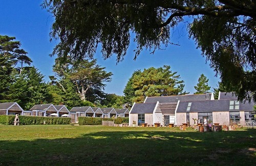Ile-de-Batz Casa | Explorez le Jardin Colonial de L'île de Batz : un Joyau du Nord-finistère, Parfa