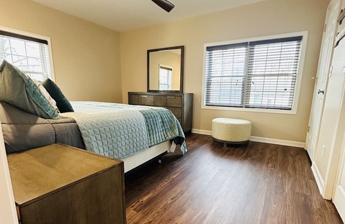 Valparaiso Casa | DOWNTOWN VALPARAISO! Charming 3-bedroom house with all the comforts of home!