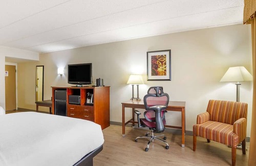 North Chesterfield Casa | Upscale Richmond Inn Minutes from Poe Museum and Monument Avenue