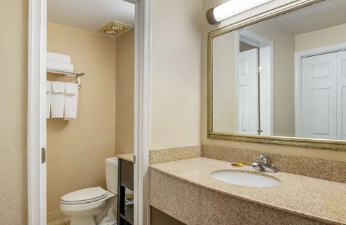 North Chesterfield Casa | Inviting Guest Rooms Near VCU – Explore Events Year-Round Comfortably