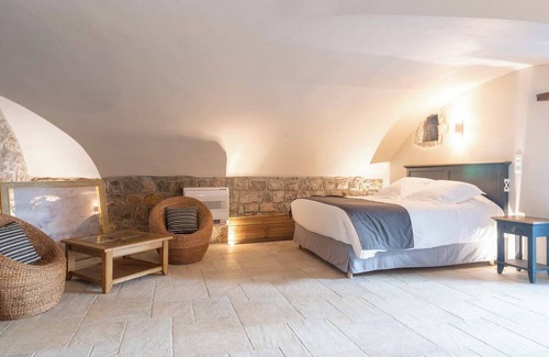 Berrias-et-Casteljau Cama Y Desayuno | Chambre D'hôtes La Voûte - Berrias et Casteljau - L'antre de Pierres