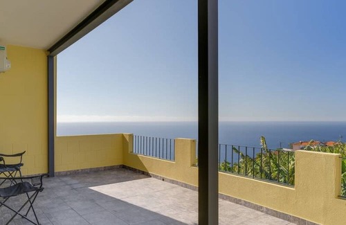Calheta Casa | Sky Ocean Villa in Calheta
