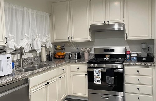 Palmdale Casa | Newly Remodeled Home!