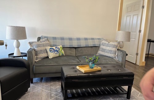 Machias Apartamento | Newly renovated and furnished apartment in the middle of Machias.
