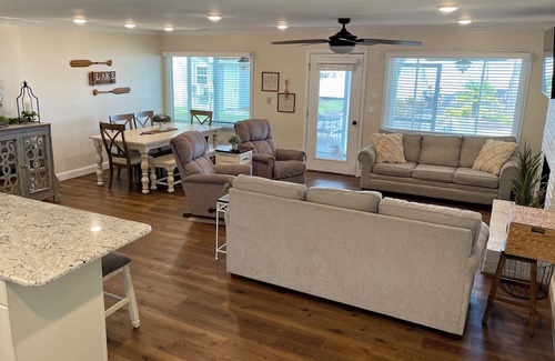 Lake Waccamaw Casa | A Splash of Lake Heaven
