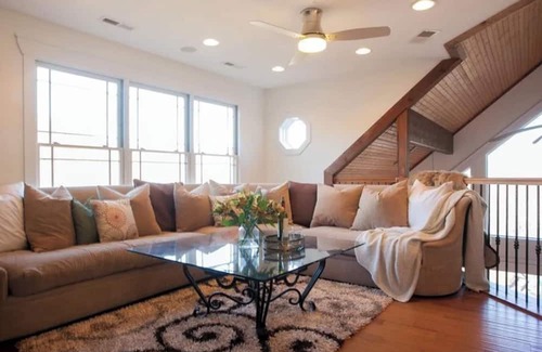 Laurel Ridge Casa | Just One More Day 4BR MNT home with Hot Tub & Fireplace