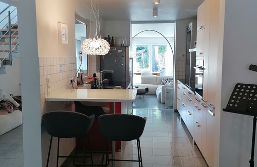 Suerth Casa | Schönes Stadthaus im Kölner Süden