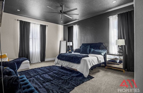 Gillette Casa | Luxury Retreat in Gillette: Your Wyoming Oasis Awaits!
