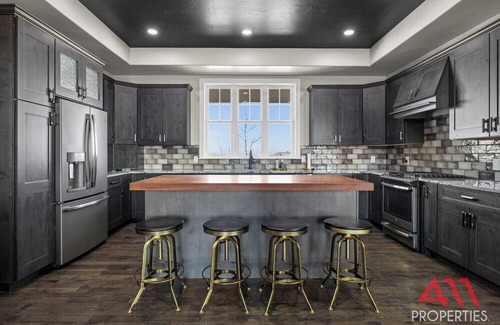 Gillette Casa | Luxury Retreat in Gillette: Your Wyoming Oasis Awaits!