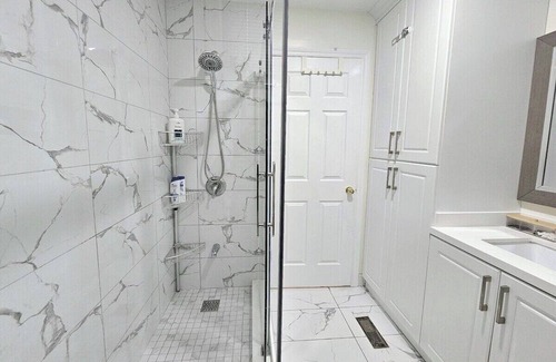 Trinity - Bellwoods Apartamento | Downtown Toronto 1 bedroom unit Near Trinity bellwood park