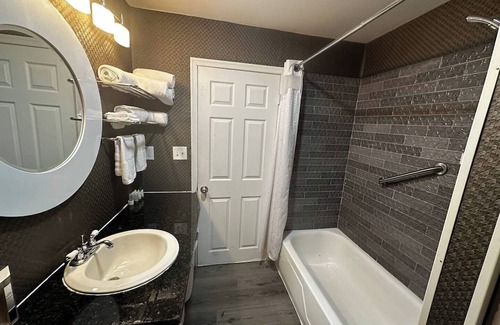Park View Apartamento | Almi Unit #1 Two Bed Rooms Apartment