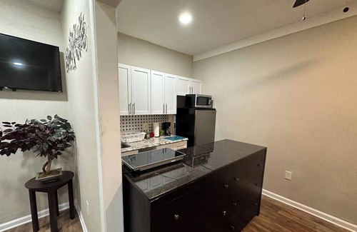 Park View Apartamento | Almi Unit #1 Two Bed Rooms Apartment